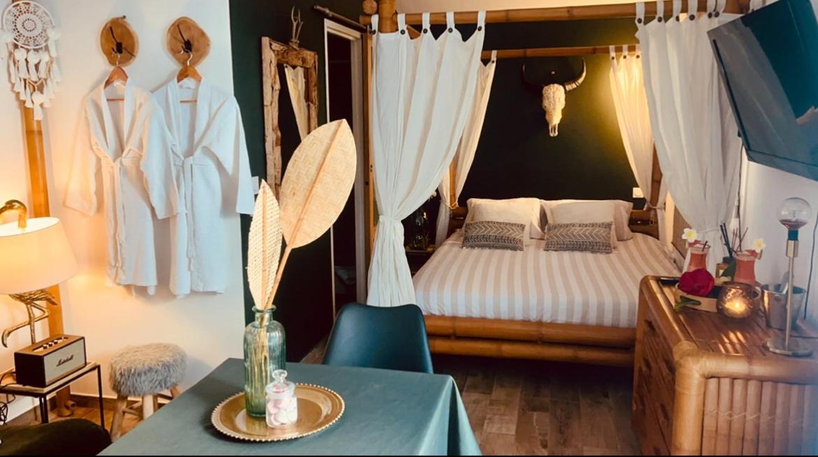Bambou Room Vauvert Extérieur photo